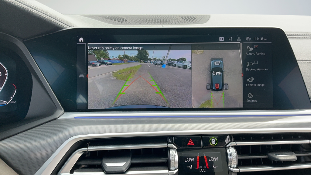 Used 2022 Gray BMW sDrive40i image 13