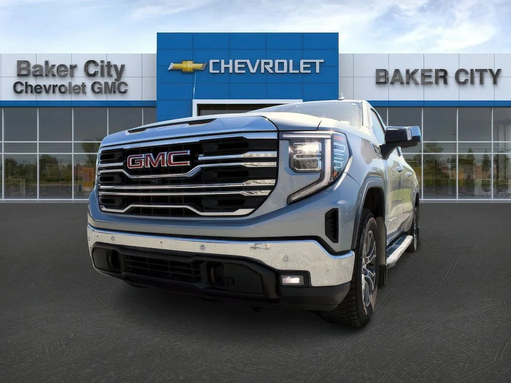 Used 2024 Sterling Metallic GMC SLT image 40