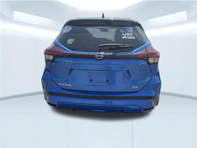 Used 2023 Blue Nissan SV image 6