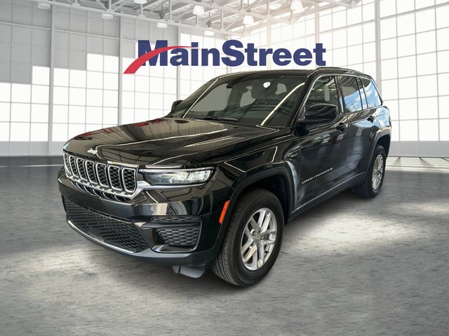 2026 Jeep Grand Cherokee Laredo