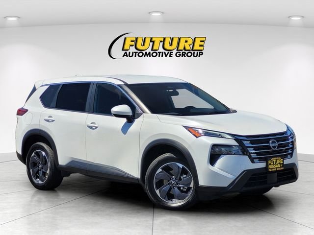Used 2025 White Nissan SV image 1