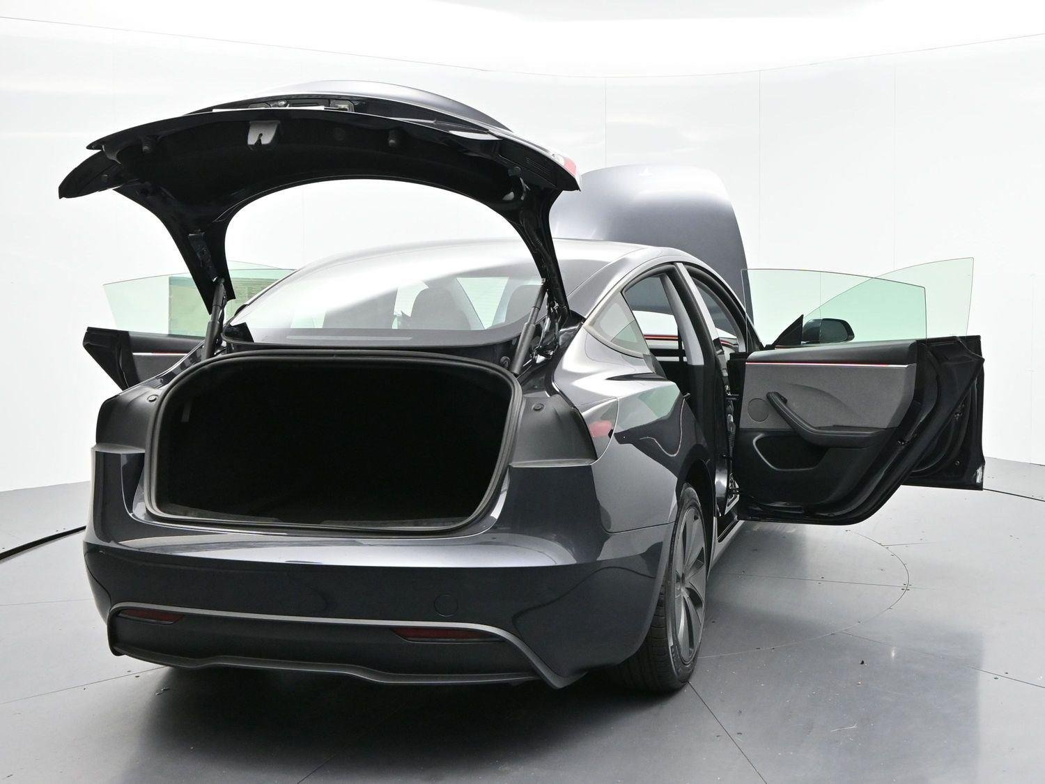 Used 2025 Black Tesla Long Range image 40