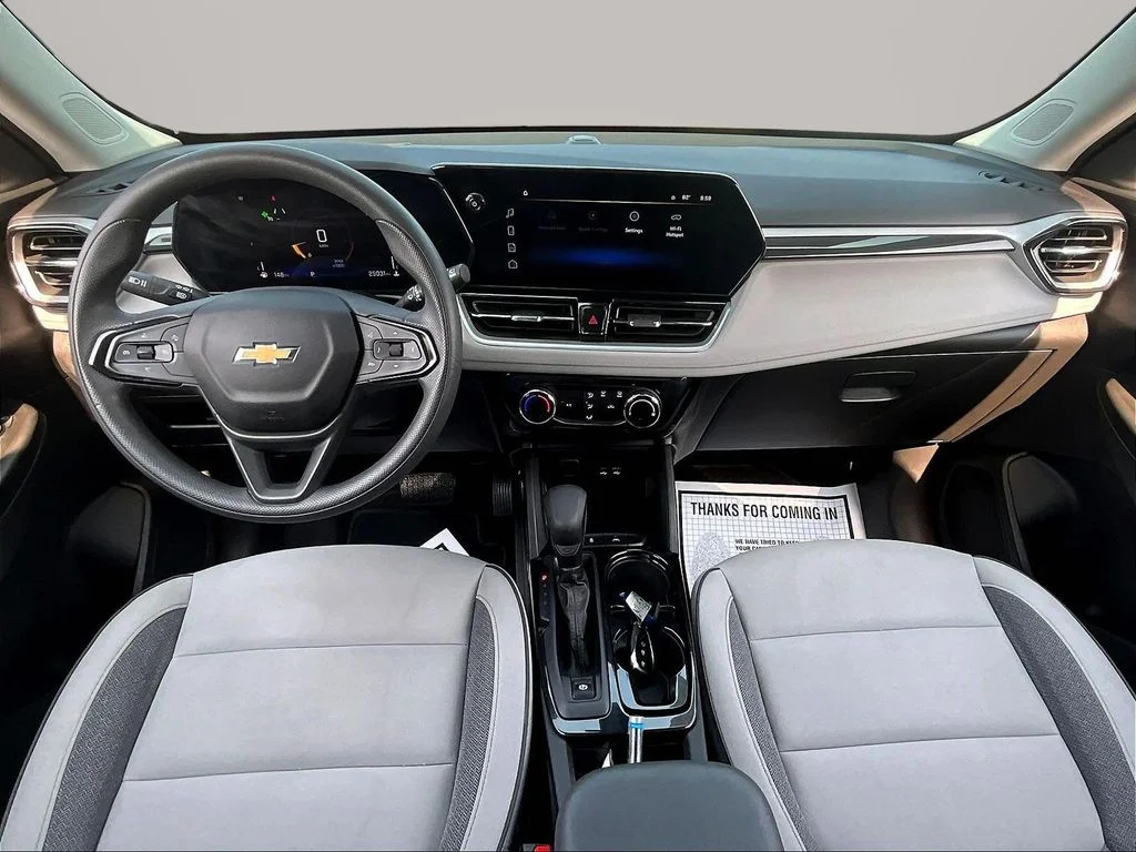 Used 2024 Crimson Chevrolet LT image 7