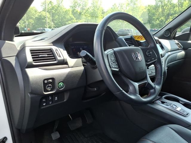 Used 2022 Platinum White Pearl Honda TrailSport image 14