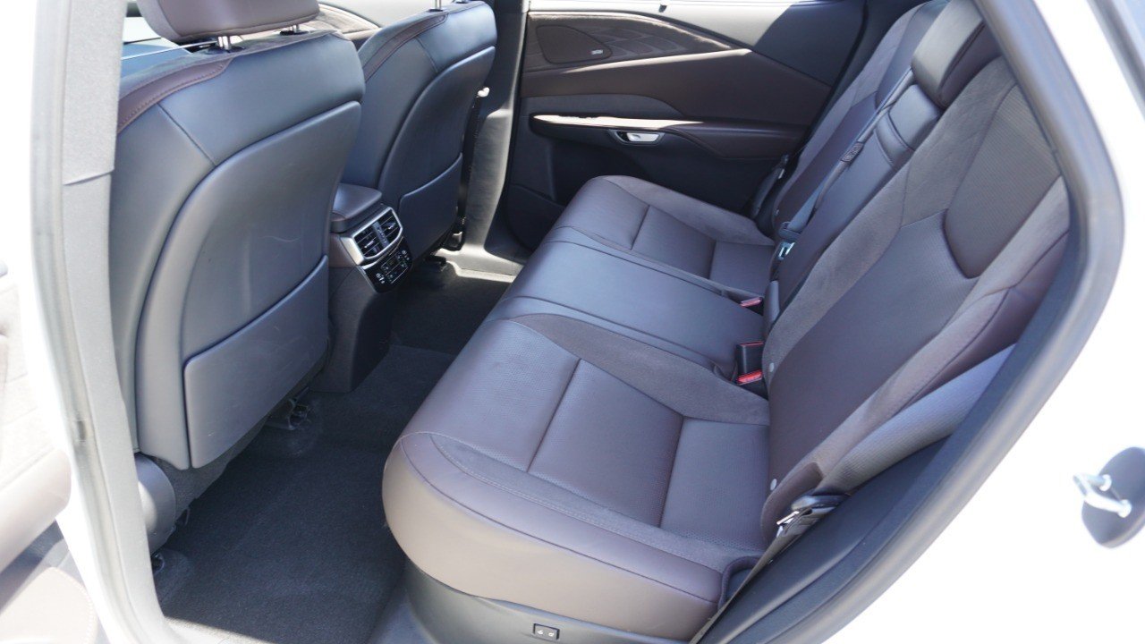 Certified Used 2024 White Lexus RX 350 Luxury image 32