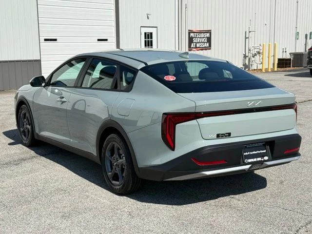 Certified Used 2026 Gray Kia LXS image 5