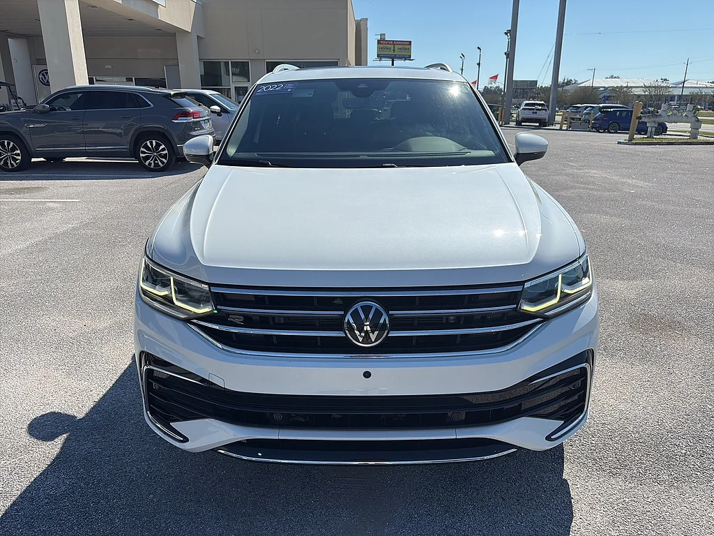 Used 2022 Oryx White Pearl Volkswagen 2.0T SEL R-Line 4MOTION image 27