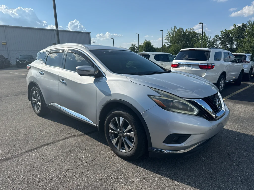Used 2018 Brilliant Silver Metallic Nissan SL image 2
