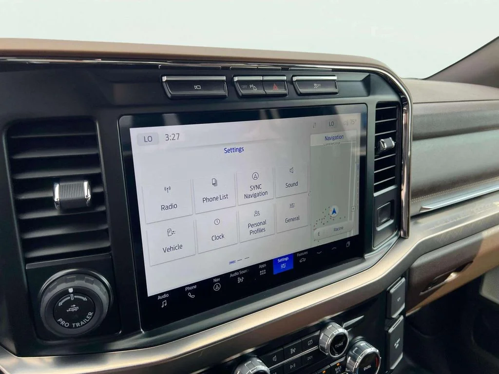 Used 2023 Oxford White Ford King Ranch image 12