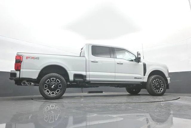 New 2026 White Ford Platinum image 34