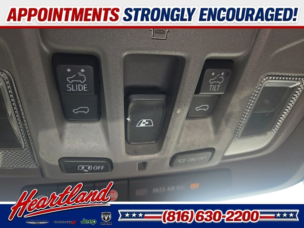 Used 2022 White Chevrolet LTZ image 76