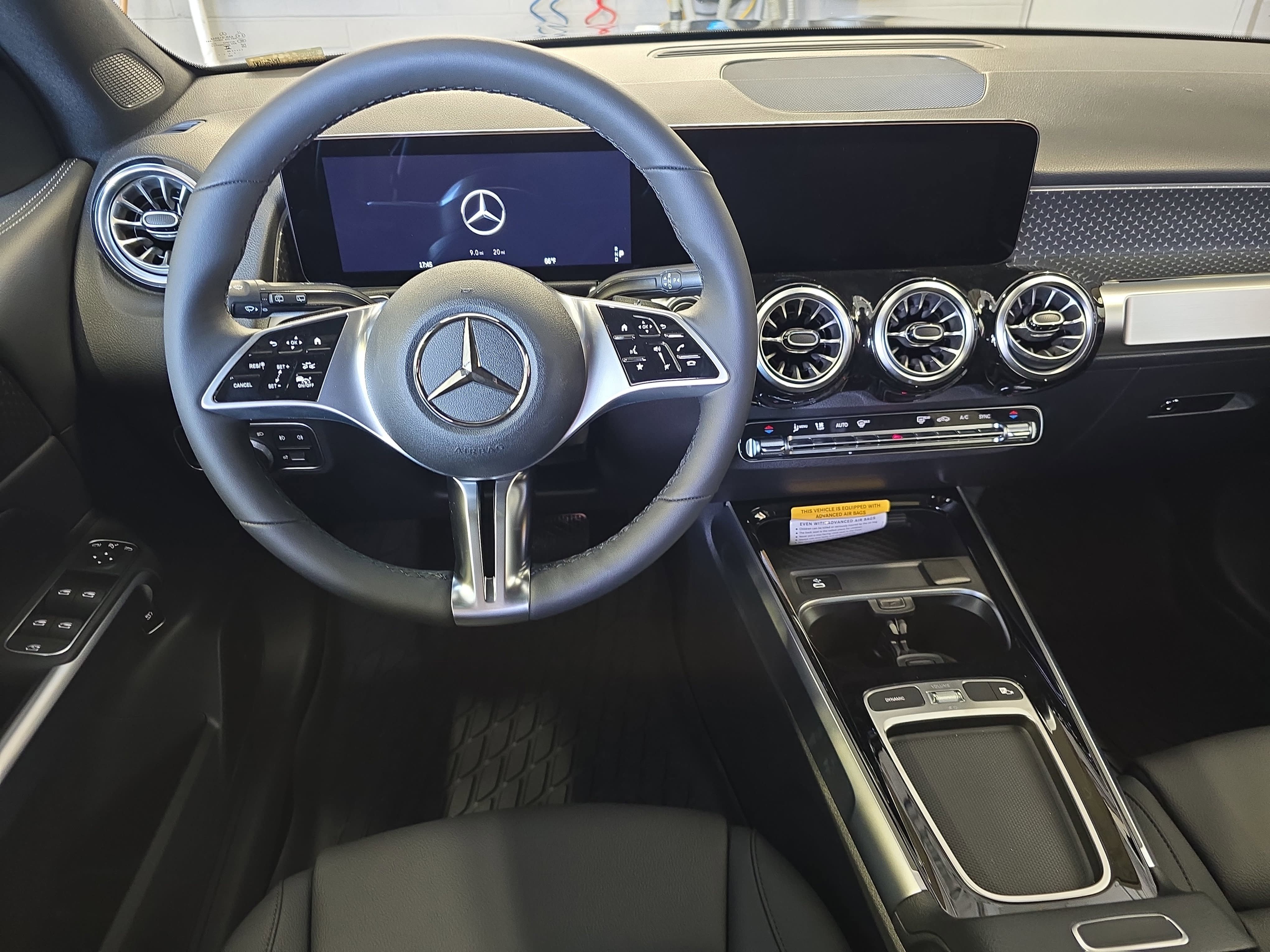 New 2026 Cosmos Black Metallic Mercedes-Benz GLB250 image 17