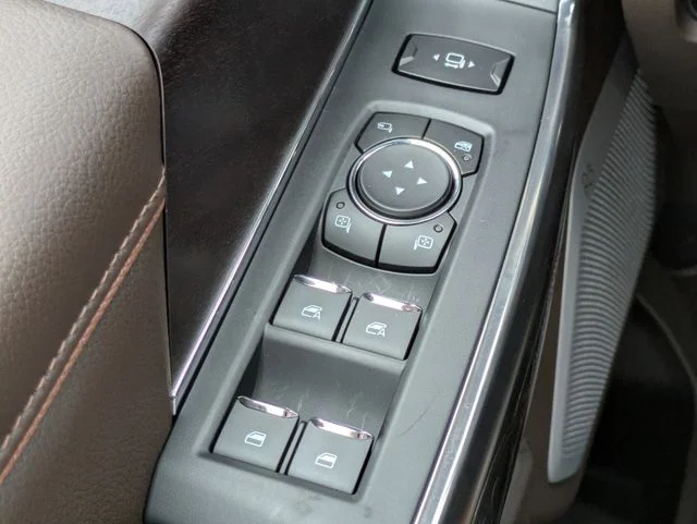 New 2026 Glacier Gray Metallic Tri-Coat Ford F-350® King Ranch® image 24
