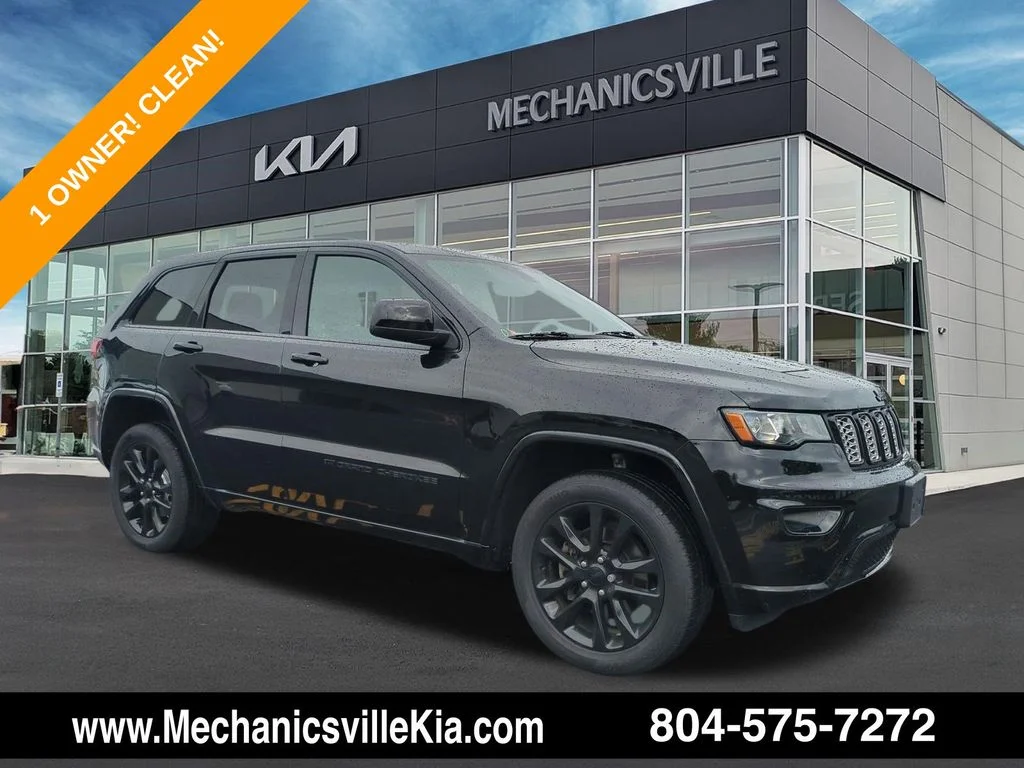 Used 2022 Black Jeep Laredo X image 1
