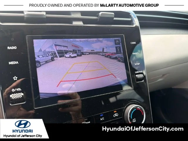 Used 2023 Black Hyundai SEL image 23