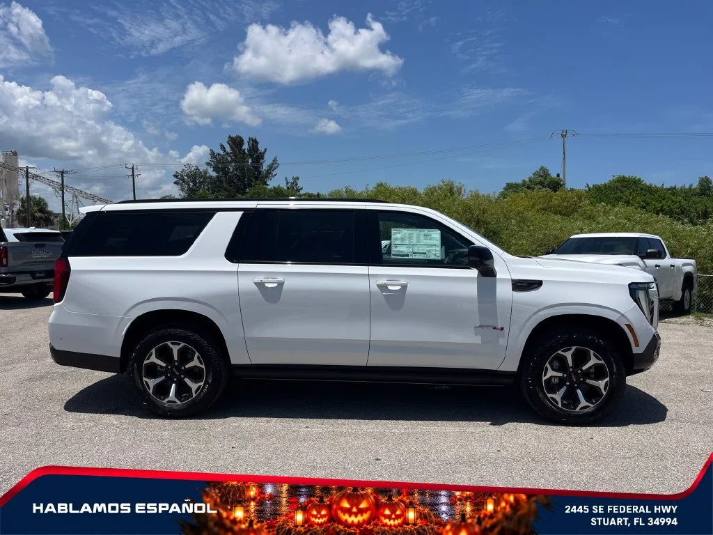 New 2026 Summit White GMC AT4 Ultimate image 8