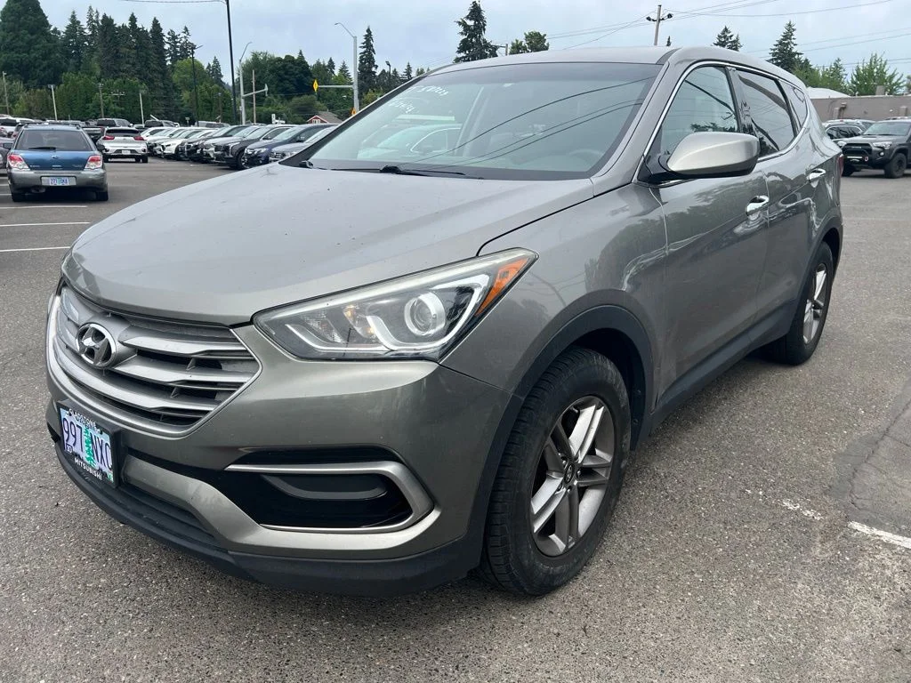 Used 2017 Gray Hyundai 2.4 Base image 2