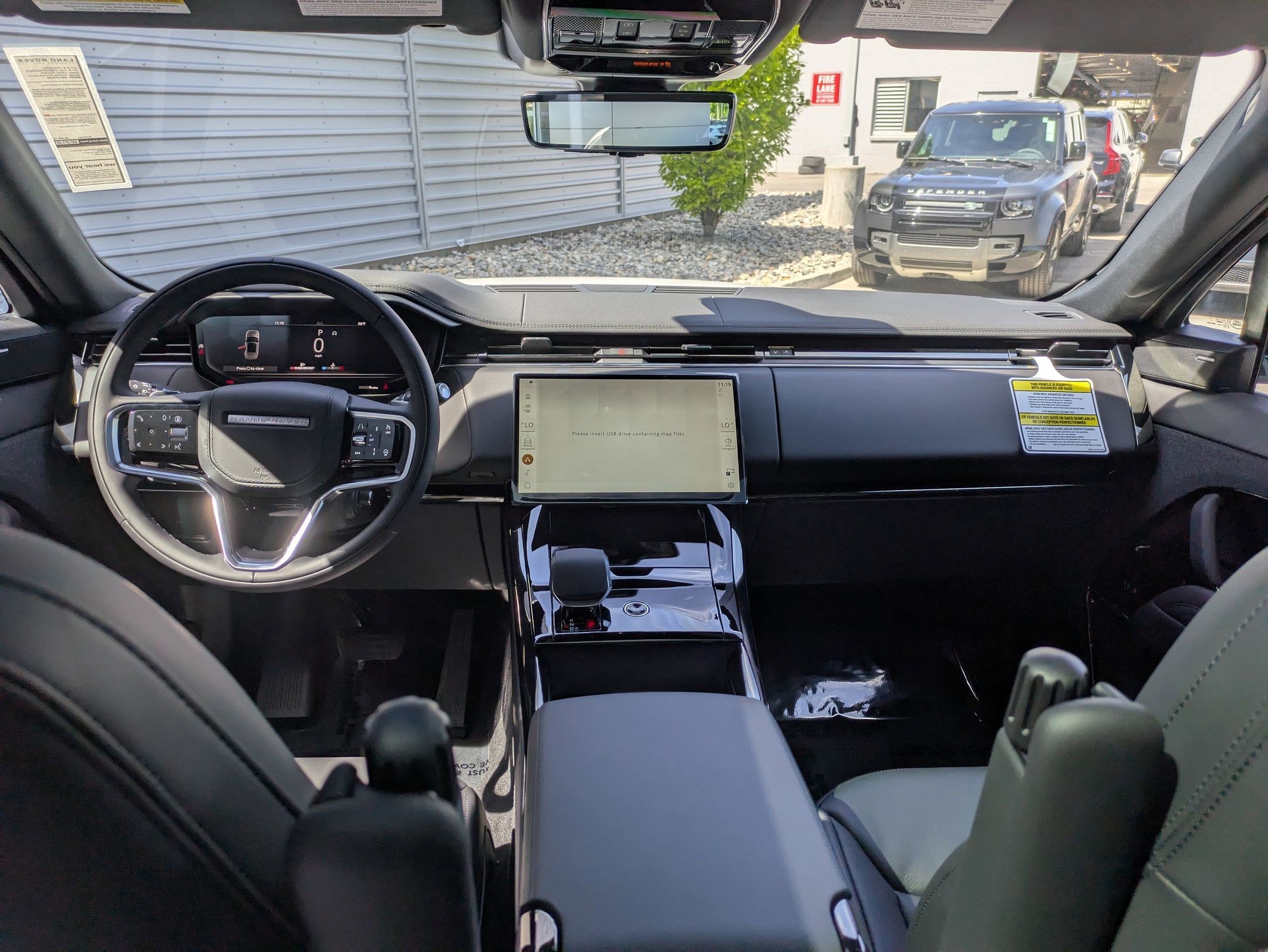 New 2026 Fuji White Land Rover P360 SE image 26