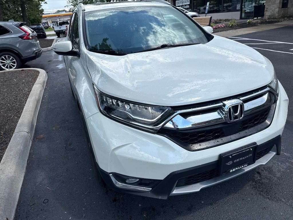 Certified Used 2017 Crystal Black Pearl Honda Touring image 3