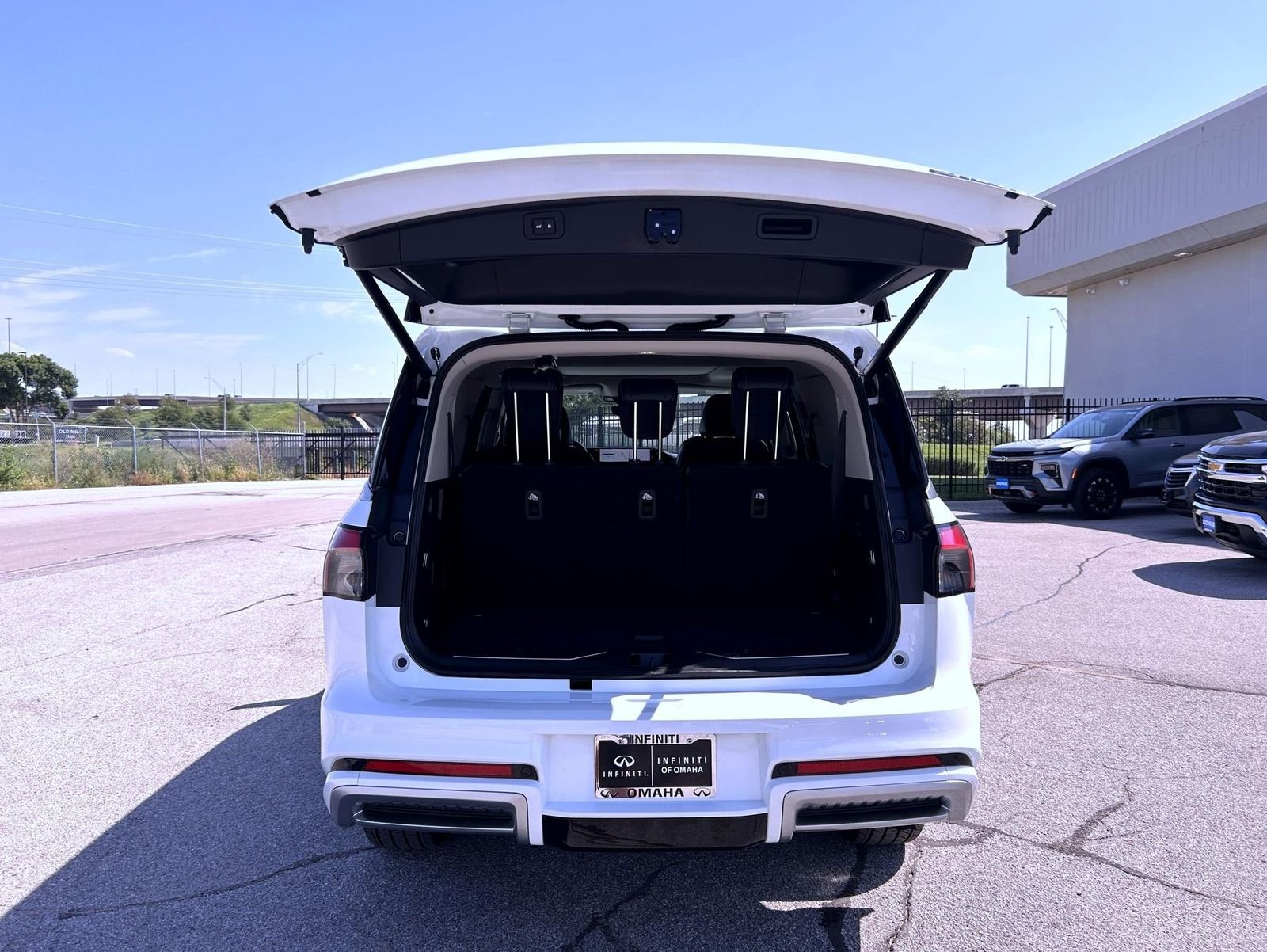 Used 2026 White INFINITI PURE image 21