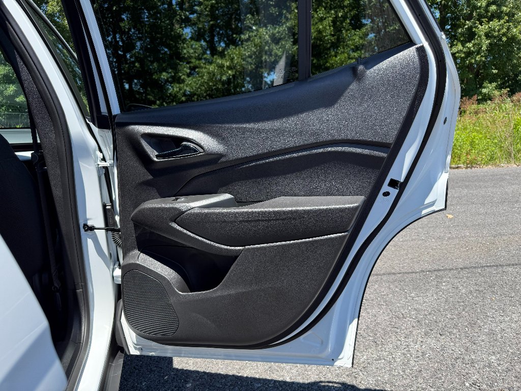2026 Chevrolet Trax RS - Photo 25