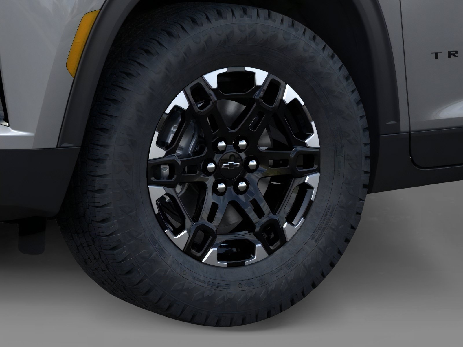New 2027 Sterling Gray Metallic Chevrolet AWD Z71 image 9