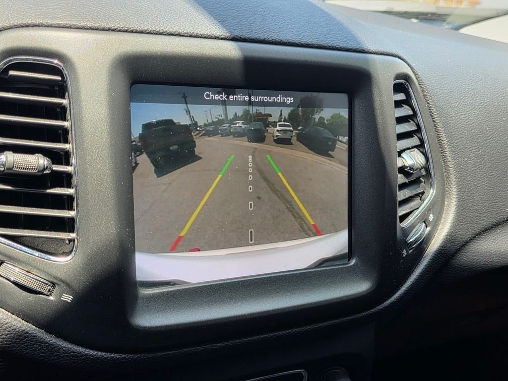 Certified Used 2020 White Jeep Trailhawk image 27