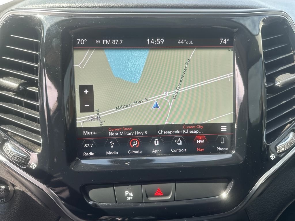 Used 2019 Gray Jeep Limited image 2