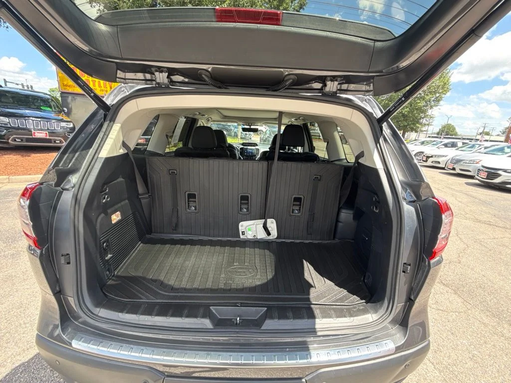 Used 2022 Gray Subaru Limited image 5