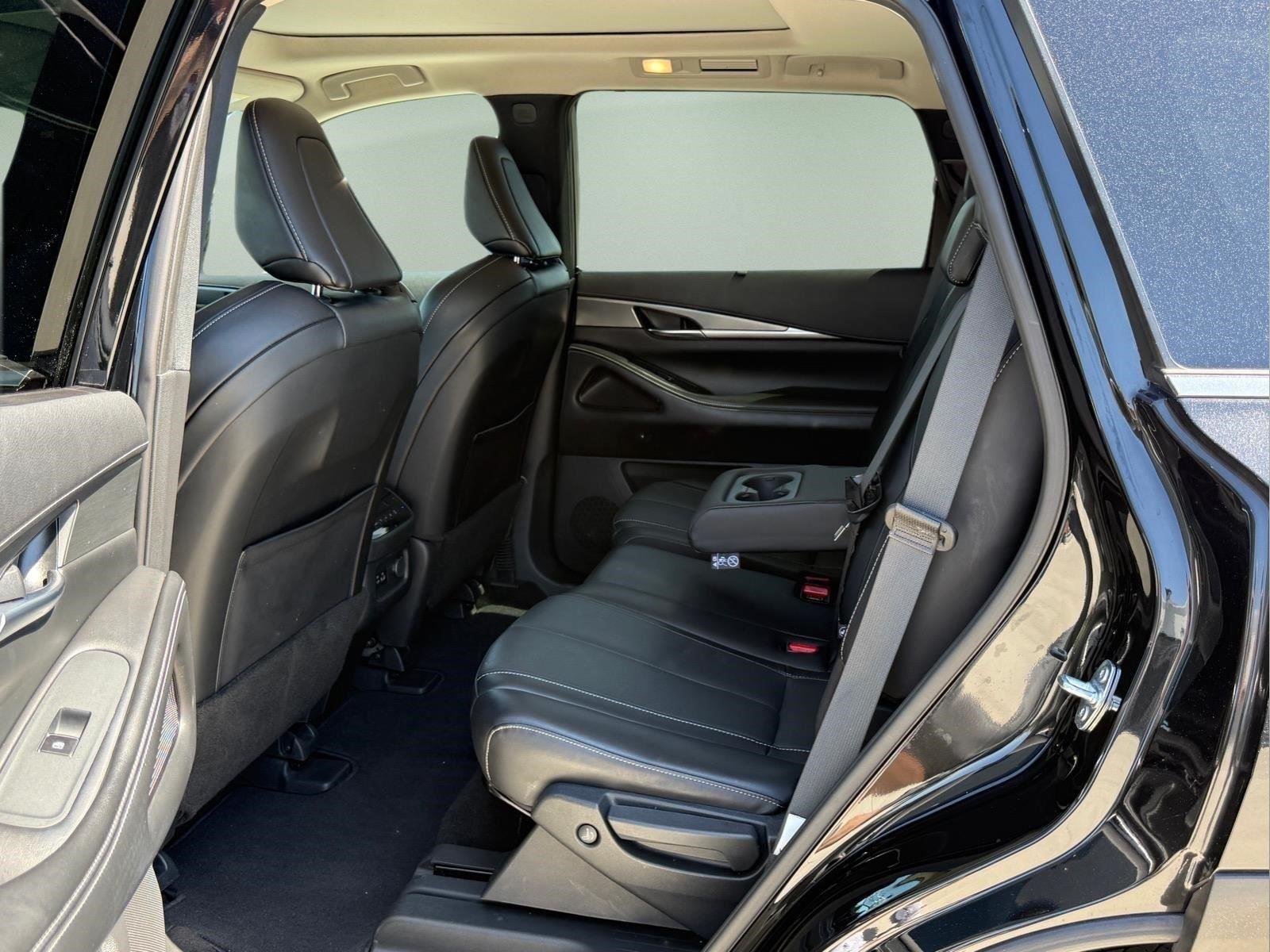 Used 2023 Mineral Black INFINITI LUXE image 22