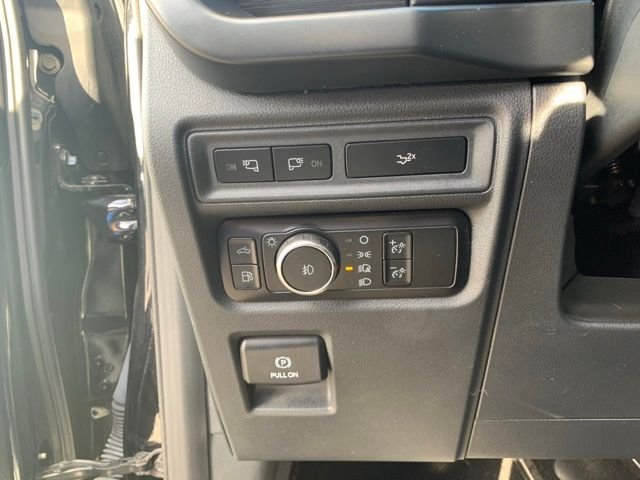 Used 2024 Black Ford XLT image 24