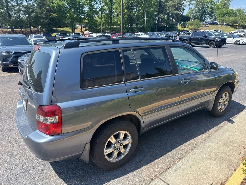 Used 2005 Bluestone Metallic Toyota V6 image 2