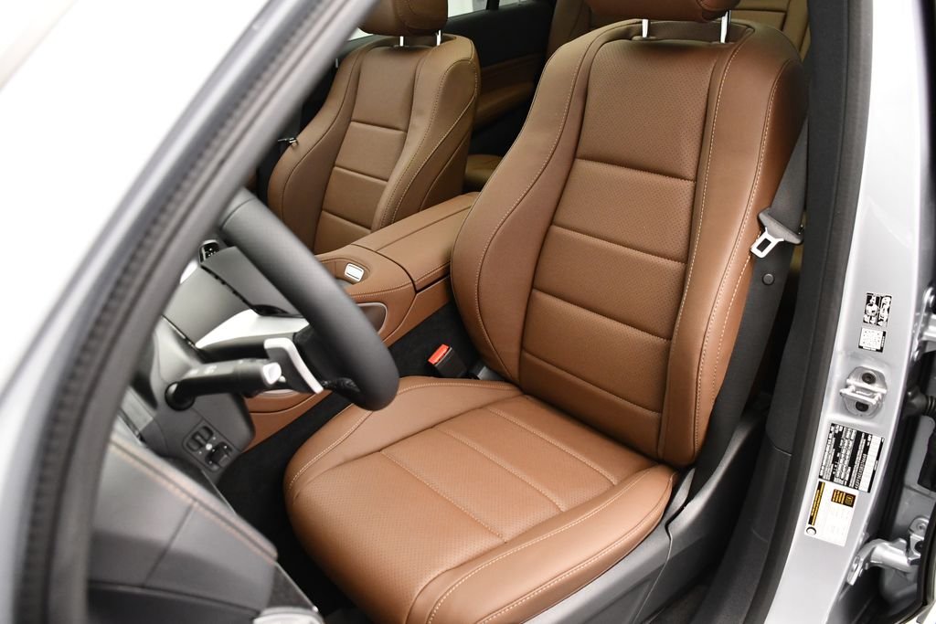 2025 Mercedes-Benz GLS Base - Photo 39