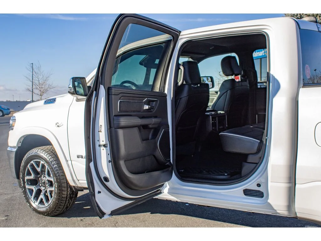 2026 RAM 1500 Laramie - Photo 37