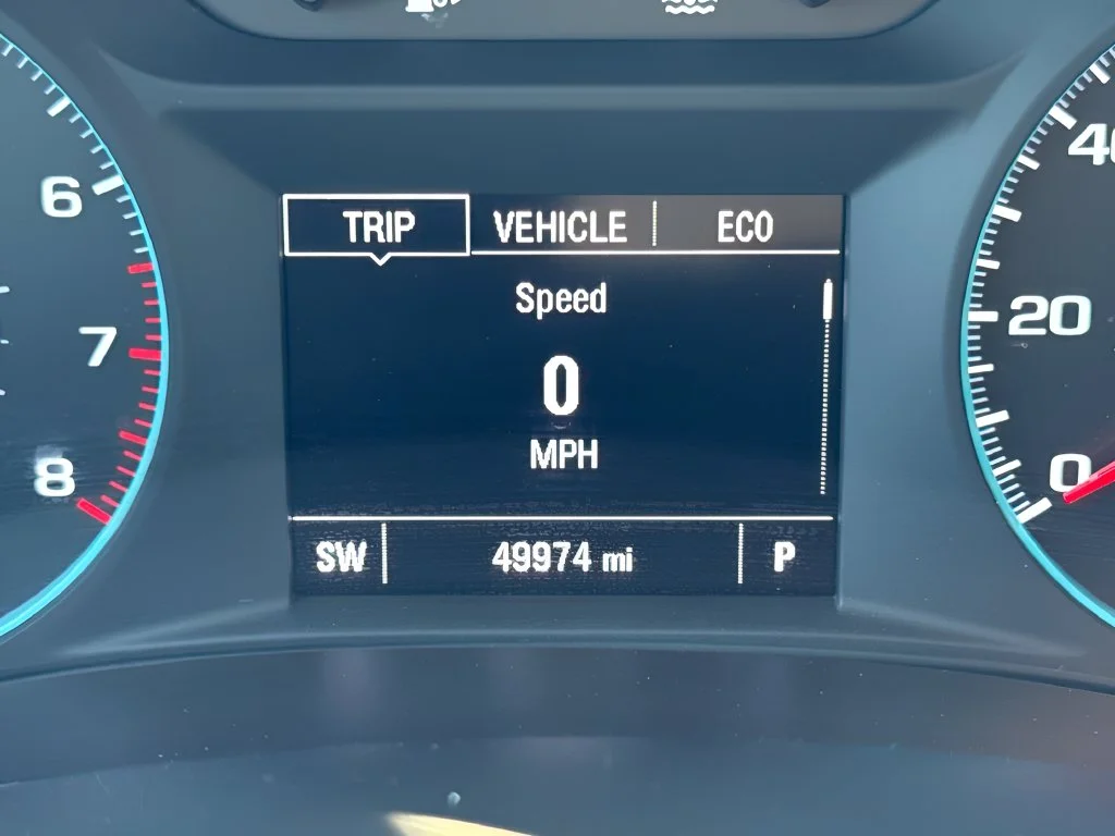Used 2025 Gray Chevrolet LT image 22