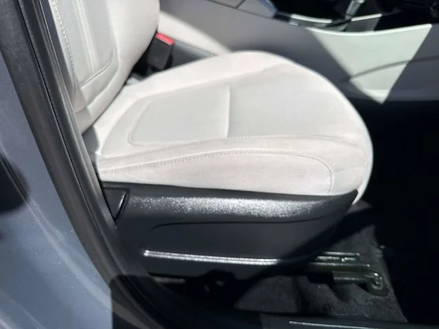 Used 2025 Gray Hyundai SEL image 19