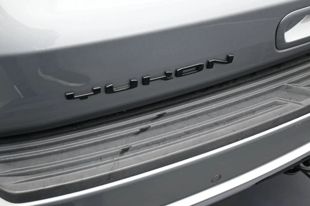 Used 2024 Sterling Metallic GMC Denali image 51