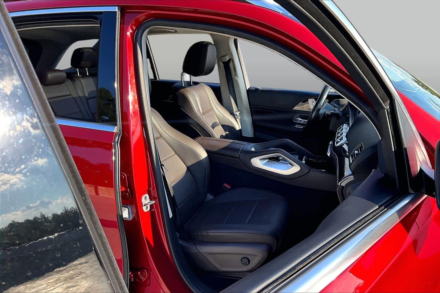 Used 2022 MANUFAKTUR Cardinal Red Metallic Mercedes-Benz GLE 350 image 9