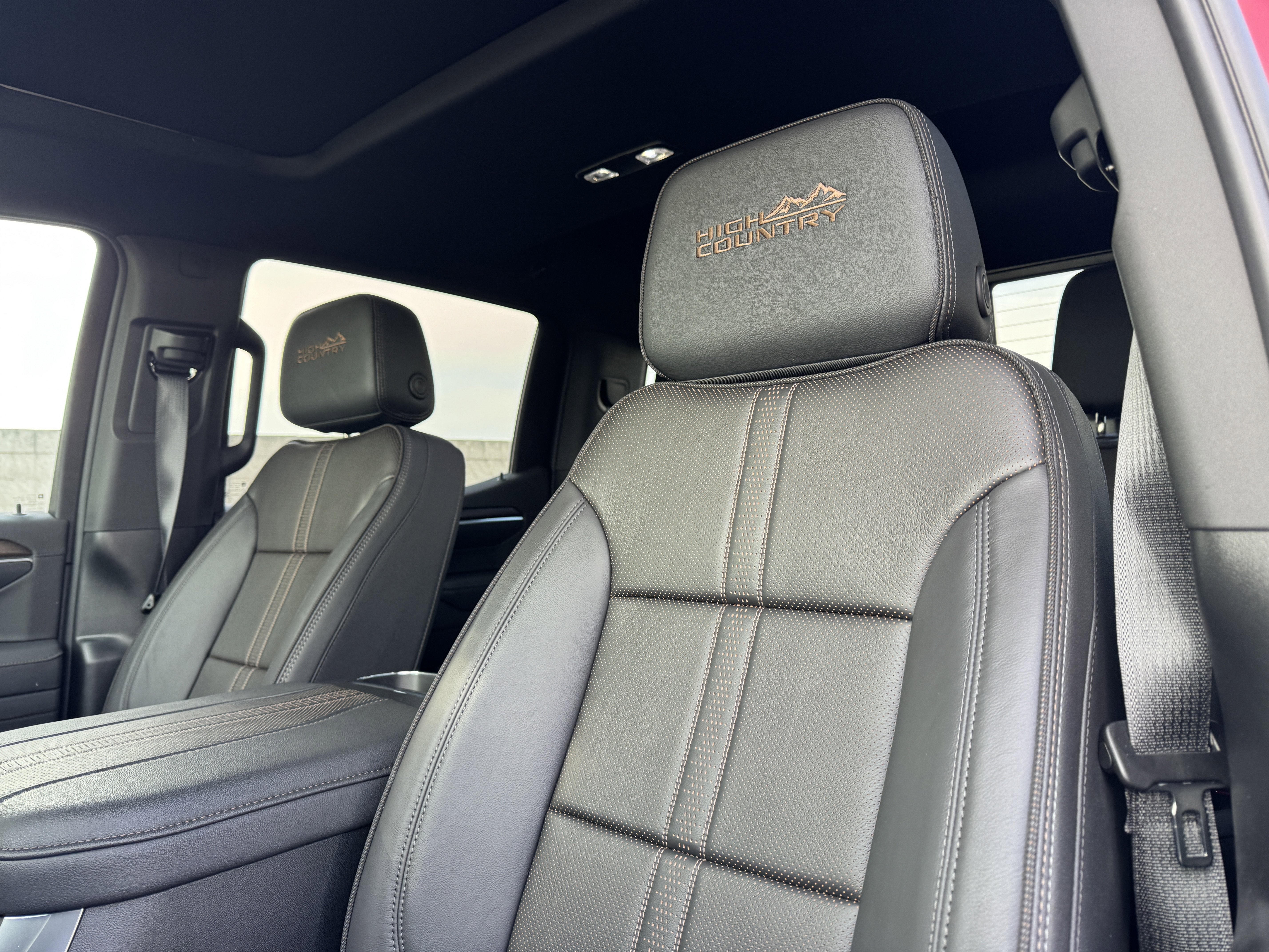 2026 Chevrolet Silverado 1500 High Country - Photo 14
