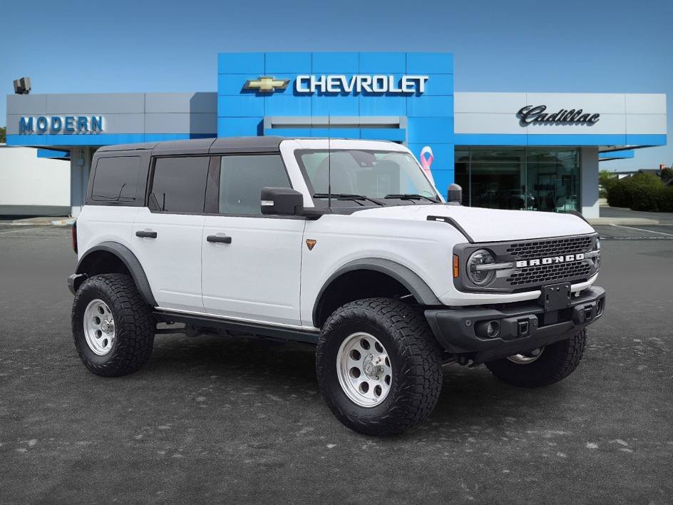 Used 2023 Oxford White Ford Base image 7