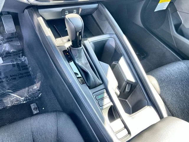 New 2026 Platinum White Pearl Honda LX image 28