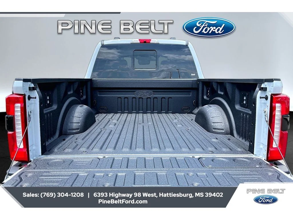New 2026 Avalanche Ford F-250® XLT image 12