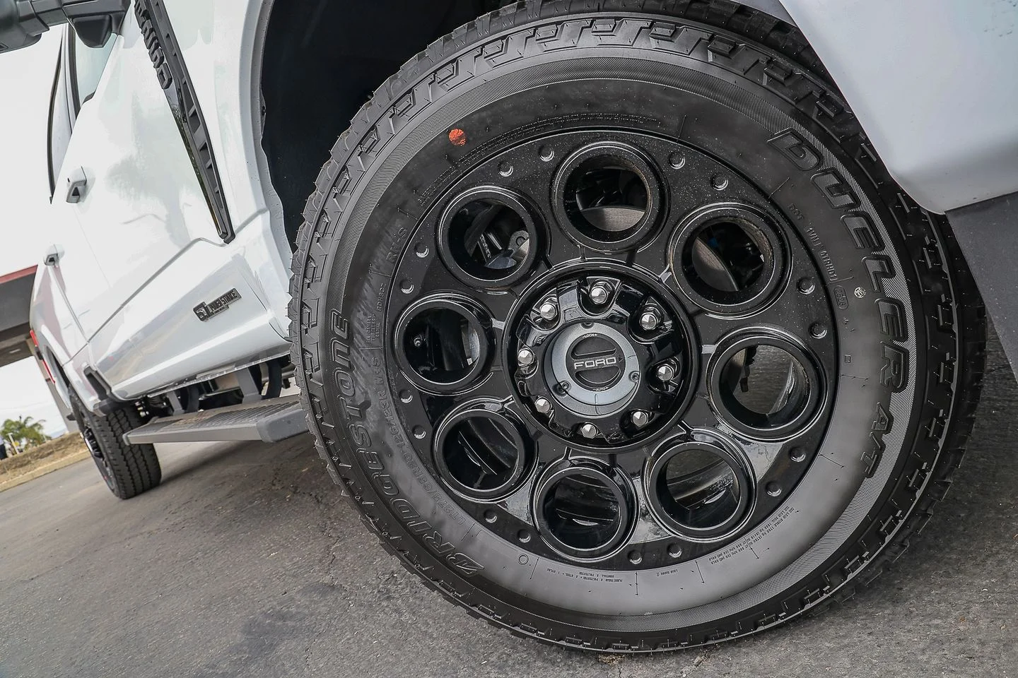 New 2026 Oxford White Ford F-250® Lariat® image 2