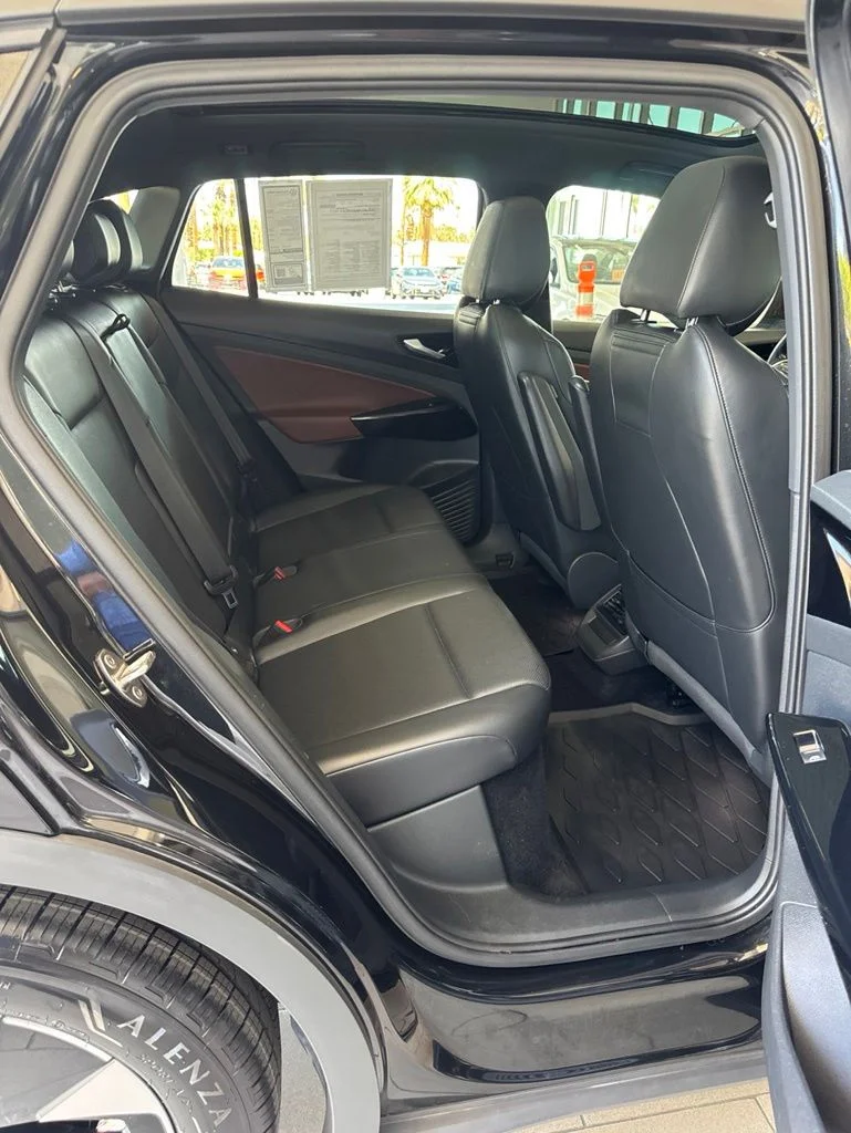 Certified Used 2022 Black Volkswagen Pro S image 8