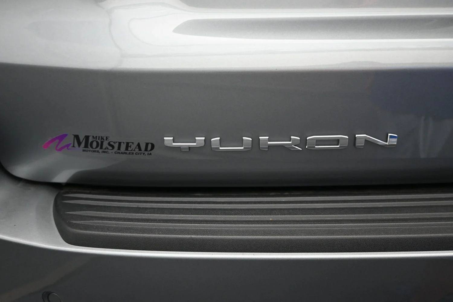 New 2026 Sterling Metallic GMC Denali image 21