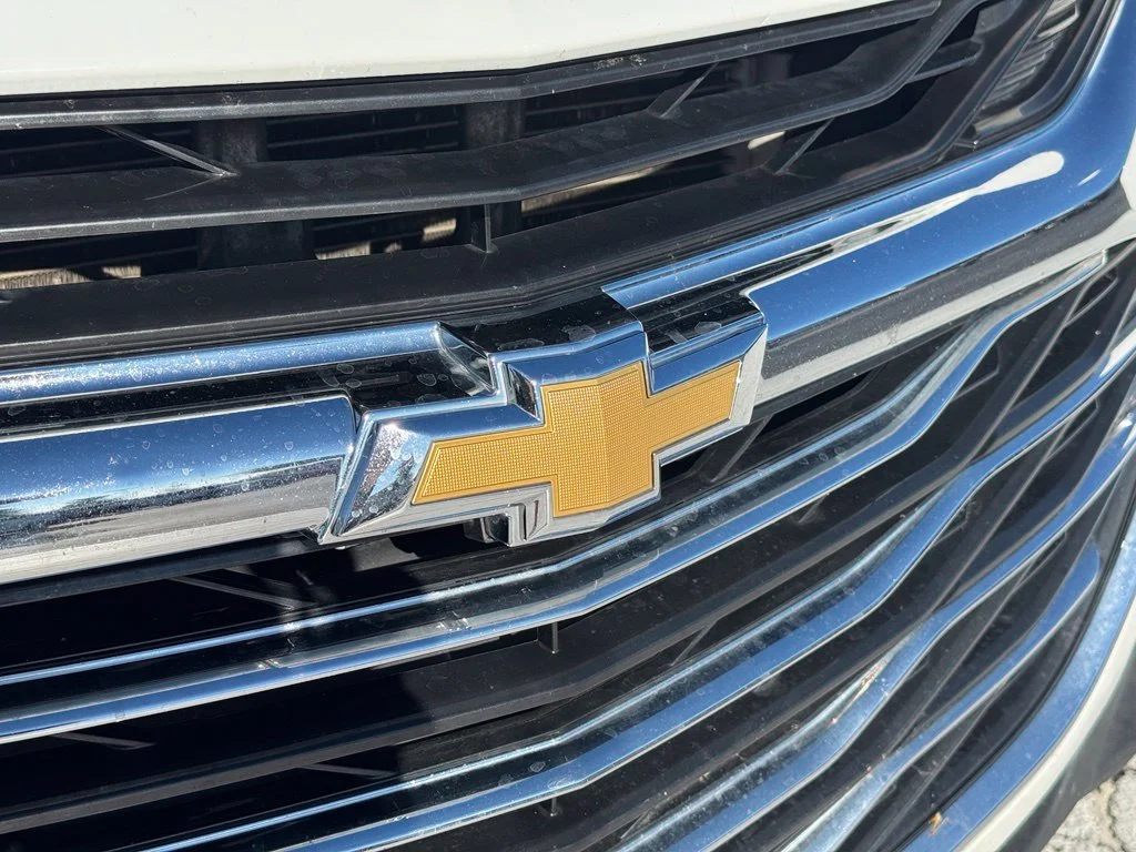 Used 2022 SUMMIT WHITE Chevrolet LT image 7