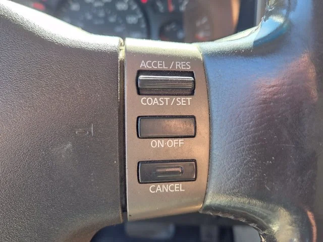 Used 2004 Gray Nissan LE image 26