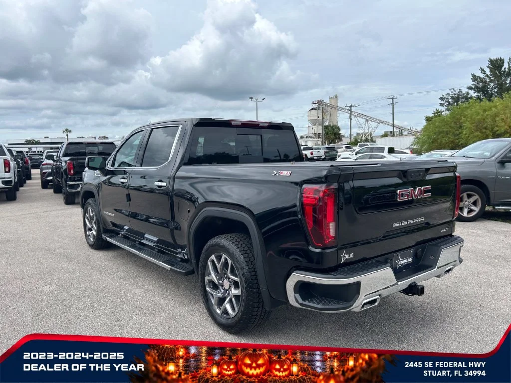 New 2026 Onyx Black GMC SLT image 5