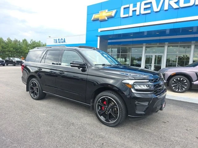 Used 2023 Black Ford Limited image 1