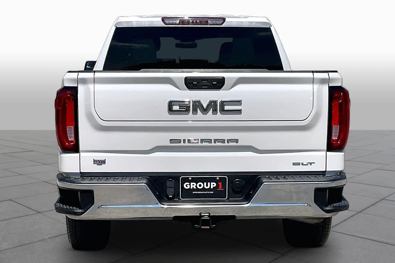 Used 2024 White Frost Tricoat GMC SLT image 5